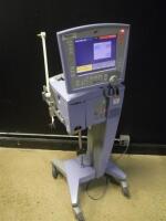 CAREFUSION AVEA VENTILATOR ON ROLLING STAND