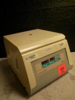 HERAEUS LABOFUGE 300 CENTRIFUGE