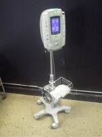 STRYKER SMARTPUMP TOURNIQUET SYSYTEM ON ROLLING STAND