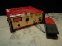 RICHARD WOLF 2085.00 BIPOLAR ELECTRO SURGICAL GENERATOR WITH FOOTSWITCH