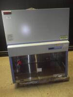 THERMO SCIENTIFIC 1300 SERIES A2 LAB HOOD