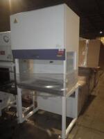 ESCO AC2-3A2 BIOHAZARD SAFETY CABINET