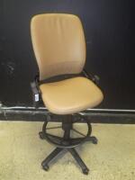 STEELCASE OFFICE CHAIR