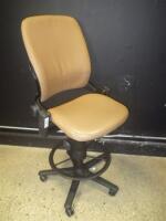 STEELCASE OFFICE CHAIR