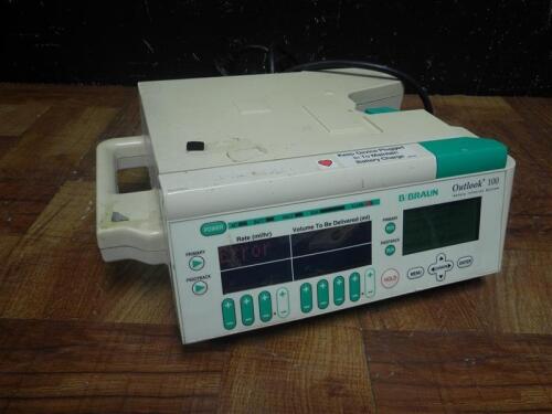 BRAUN OUTLOOK 100 INFUSION PUMP