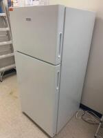 HOTPOINT REFRIGERATOR/FREEZER