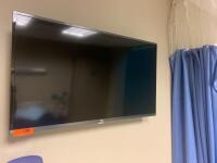 LG 40" TELEVISION (NO WALL MOUNT)