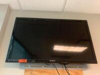 MAGNAVOX 40" TELEVISION (NO WALL MOUNT)