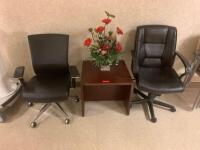 LOT OF 2 SWIVEL CHAIRS AND SIDE TABLE