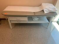 EXAM TABLE WITH 2 DRAWERS