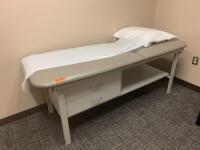 EXAM TABLE WITH 2 DRAWERS