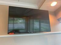 TOSHIBA 42" TELEVISION (NO WALL MOUNT)