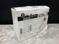 ETHICON ENDO-SURGERY, LLC ENDOPATH XCEL UNIVERSAL TROCAR STABLILITY SLEEVES EXP DATE: 03/31/2024 LOT #: T40D29 REF #: CB5LT QUANTITY: 1 PACKAGE TYPE: BOX QTY IN PACKAGE: 6