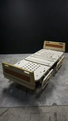 HILL-ROM ADVANCE HOSPITAL BED