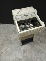 LEICA CM1800 TISSUE PROCESSOR