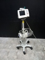 EDWARD LIFESCIENCES VIGILEO PATIENT MONITOR ON ROLLING STAND