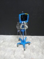 GE V100 VITAL SIGN MONITOR ON ROLLING STAND