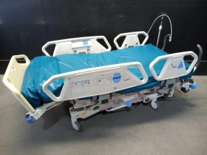HILL-ROM P1900 TOTALCARE HOSPITAL BED WITH FOOTBOARD