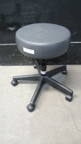 MCKESSON ENTRUST ROLLING EXAM STOOL