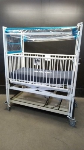 HARD INFANT CRIB