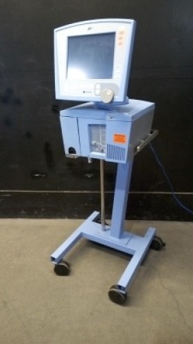 CAREFUSION VIASYS AVEA 17312 VENTILATOR ON ROLLING STAND (30779 HOURS)(SN BCV02606)