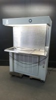 NUAIRE NU-301-430 LAB HOOD