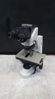 NIKON ECLIPSE 50I LAB MICROSCOPE WITH 2 EYEPIECES (CFI 10X/22) AND 4 OBJECTIVES (10X, 40X, 50X, 100X)