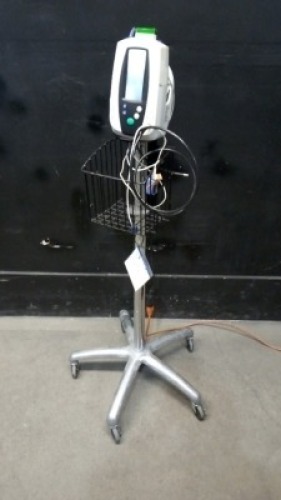 WELCH ALLYN 420 SERIES VITAL SIGNS MONITOR WITH CABLES (SPO2, BP) ON ROLLING STAND