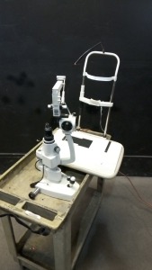 CSO OPHTHALMIC SL980-TYPE 3X/Z800 SLIT LAMP WITH TONOMETER (NO CART)