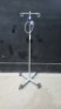 IV POLE ON ROLLING STAND