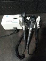 WELCH ALLYN 767 SERIES OTOSCOPE W/HEADS