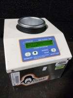 CRECHE INNOVATIONS THE PENGUIN NUTRITIONAL WARMER