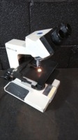 LEICA GALEN III MICROSCOPE WITH OBJECTIVE (100/1.25)