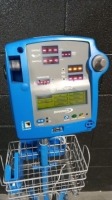 GE DINAMAP PRO 400V2 PATIENT MONITOR ON ROLLING STAND