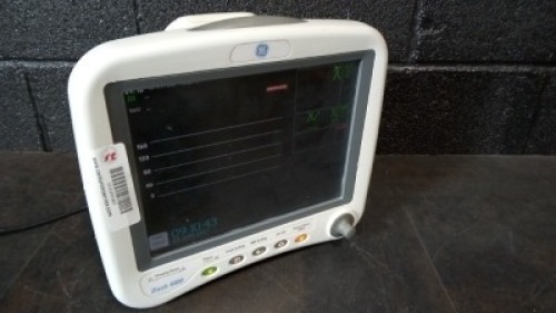 GE DASH 4000 PATIENT MONITOR