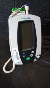 WELCH ALLYN 420 SERIES PATIENT MONITOR