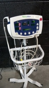WELCH ALLYN 53NTO PATIENT MONITOR ON ROLLING STAND