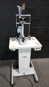 CARL ZEISS 01726 SURGICAL MICROSCOPE ON ROLLING STAND