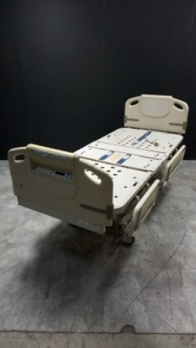 HILL-ROM P1600 ADVANTA HOSPITAL BED