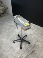 OR SOLUTIONS SOLUTION WARMER ON ROLLING STAND