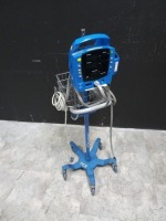 GE PROCARE 400 VITAL SIGN MONITOR ON ROLLING STAND