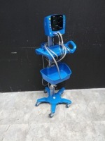 GE CARESCAPE V100 VITAL SIGN MONITOR ON ROLLING STAND