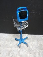 GE PROCARE 100 VITAL SIGN MONITOR ON ROLLING STAND