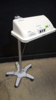 NATUS NEOBLUE LED PHOTOTHERAPY LIGHT ON ROLLING STAND