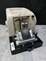 LEICA RM2125 MICROTOME