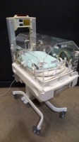 OHMEDA GIRAFFE INFANT INCUBATOR