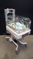 OHMEDA GIRAFFE INFANT INCUBATOR