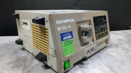 OLYMPUS CLE-10 LIGHT SOURCE