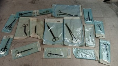 LOT OF VARIOUS SCISSORS