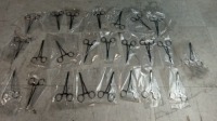 LOT OF DERF NEEDLE HOLDERS